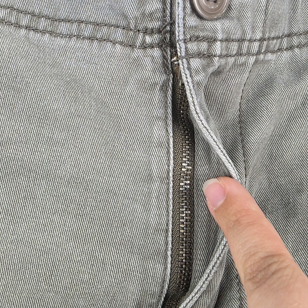 Roebuck and Co. Shorts Mens Size 40 Olive‎ Green Cargo Bottoms - Picture 5 of 9